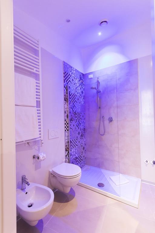 Residenza Degli Artisti Hotel Trieszt Kültér fotó